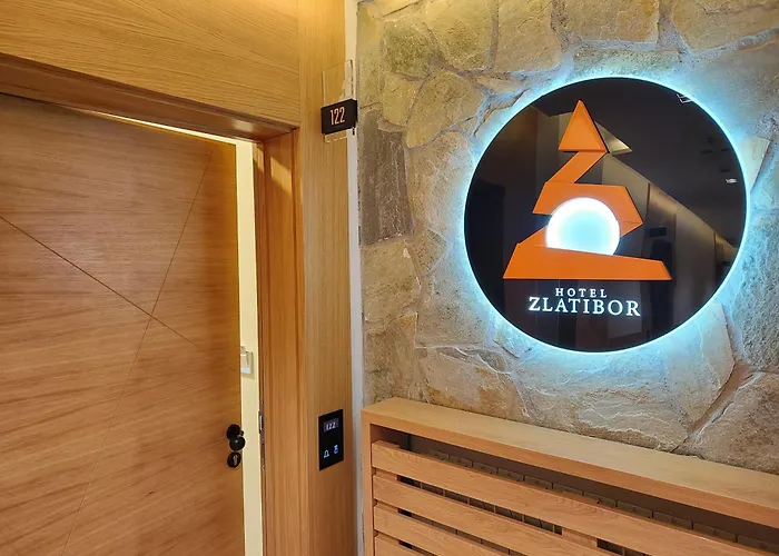 Trg * 兹拉蒂博尔