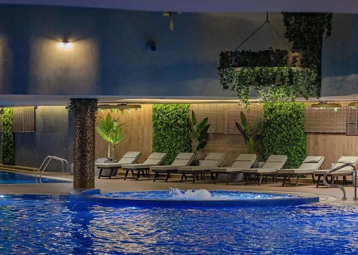 Trg * 兹拉蒂博尔